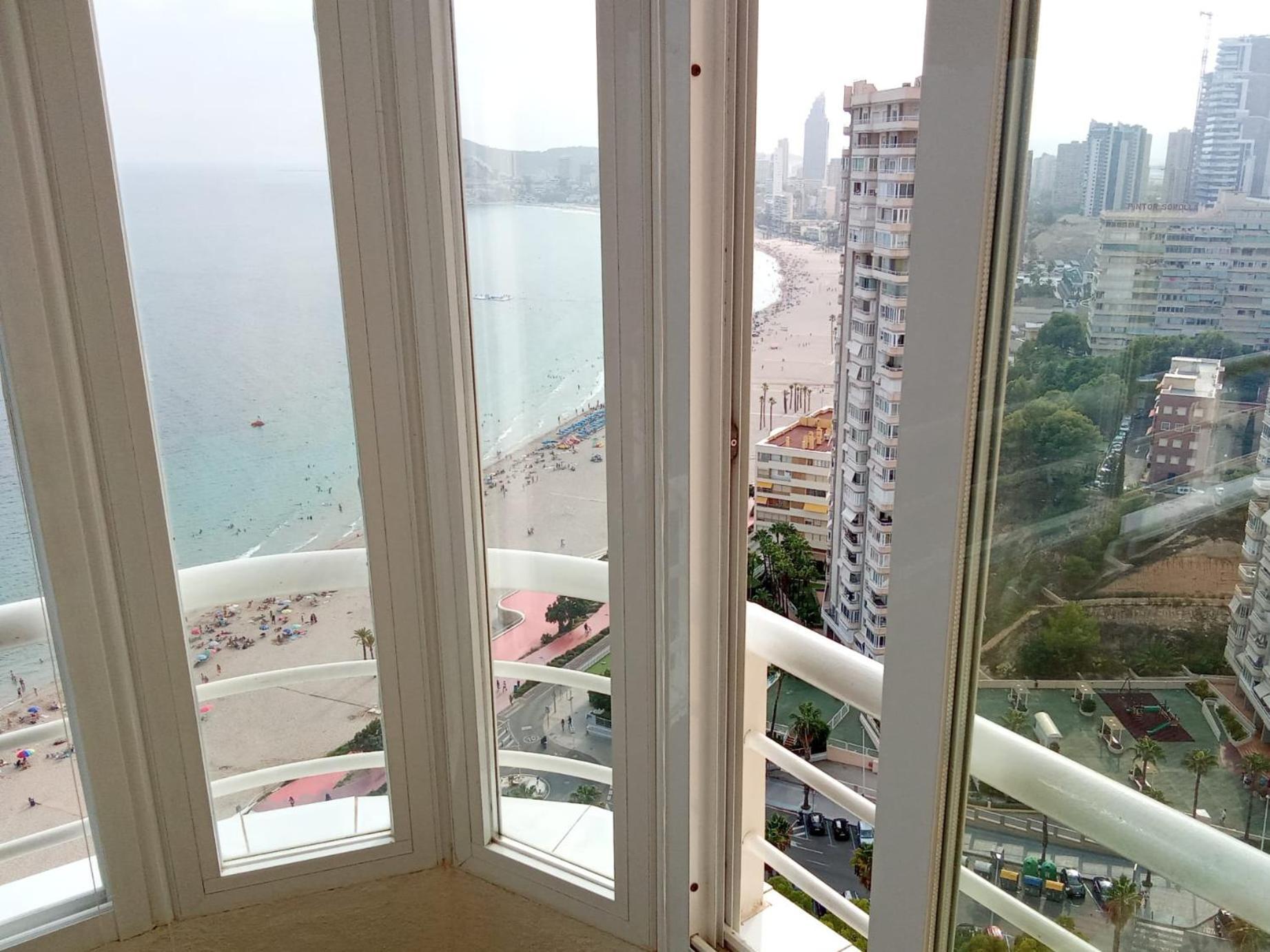 Appartamento Nuevo Apto Balcon De Poniente 1 A Linea Playa Torre 2 Luxe Sm Con Aire, Piscina,Jar Vistas Espectaculares Al Mar De Benidorm Esterno foto