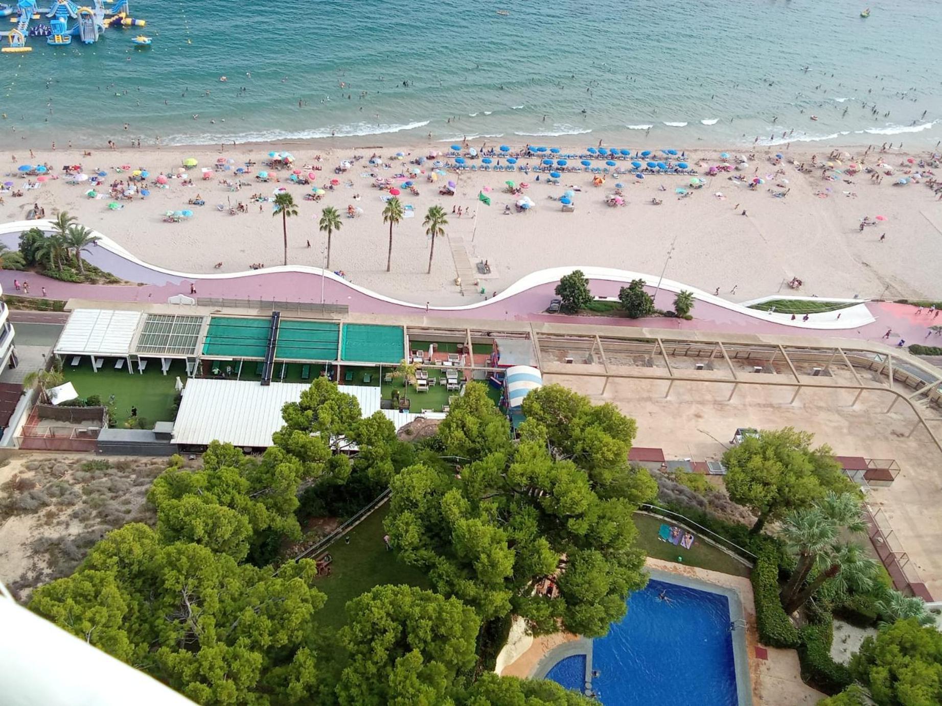 Appartamento Nuevo Apto Balcon De Poniente 1 A Linea Playa Torre 2 Luxe Sm Con Aire, Piscina,Jar Vistas Espectaculares Al Mar De Benidorm Esterno foto